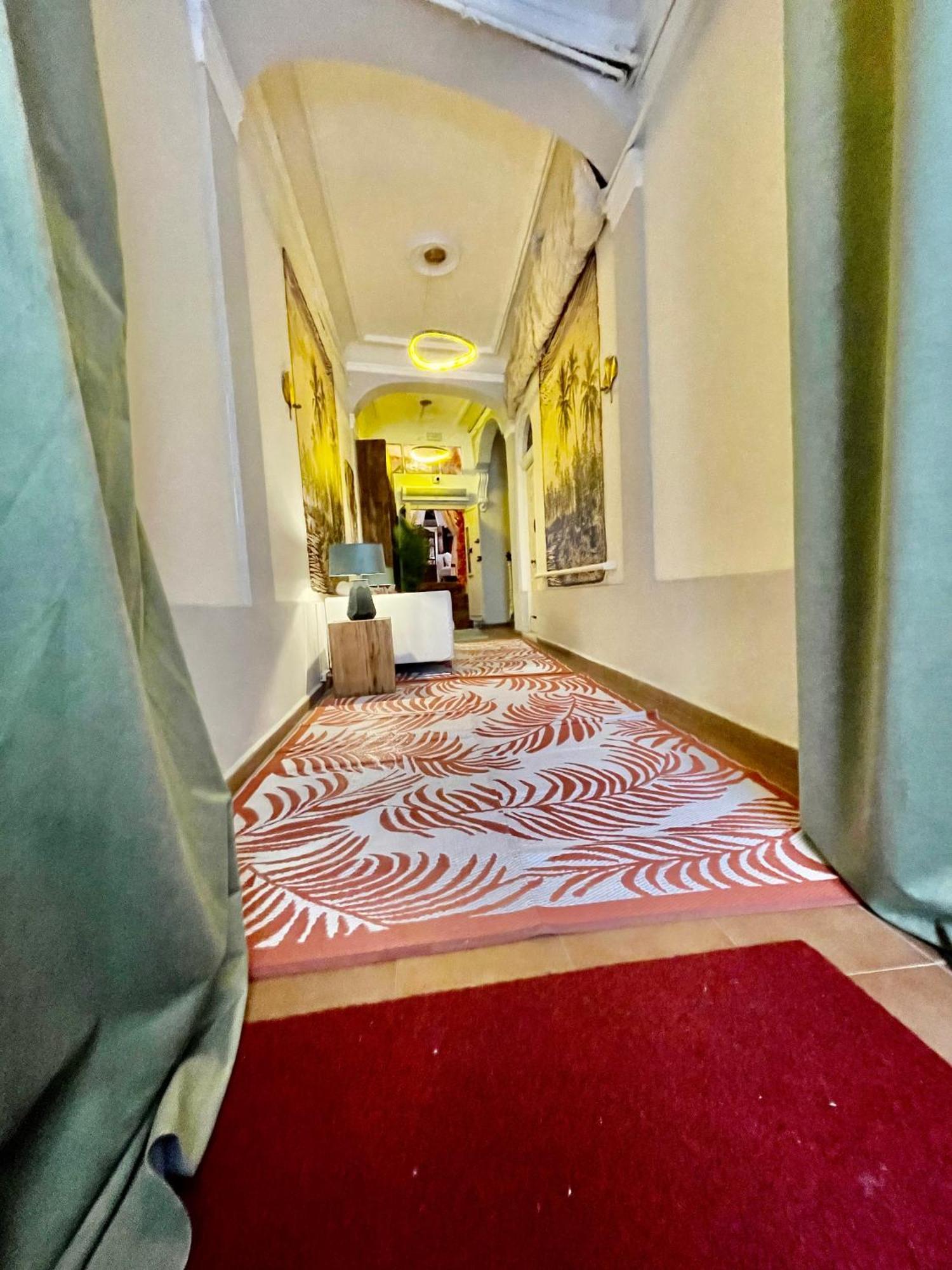 Hotel Life Gran Via 3*
