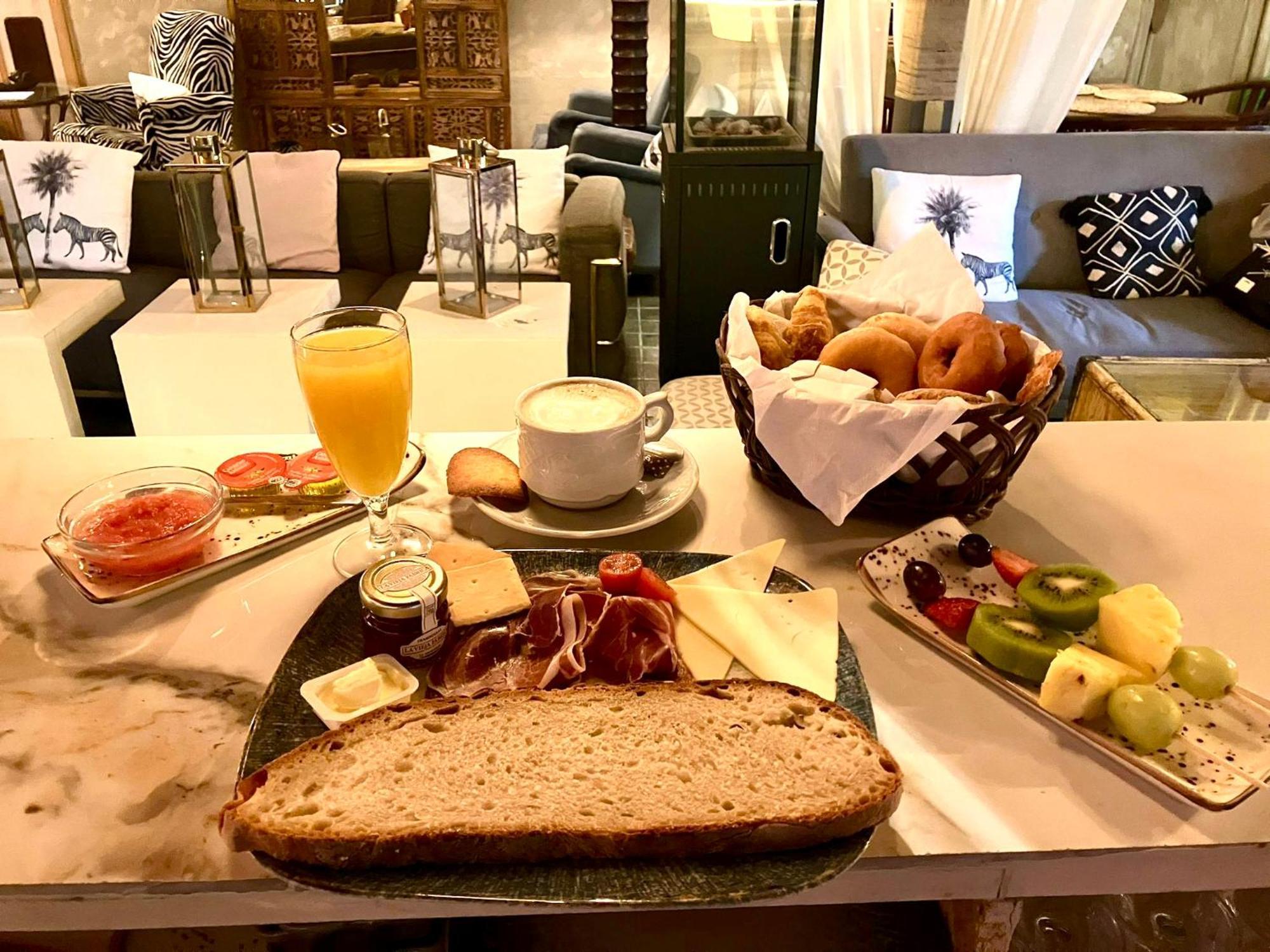 Life Gran Via Design Hotel 3*